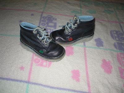 KICKERS,velikost 27,160,-K