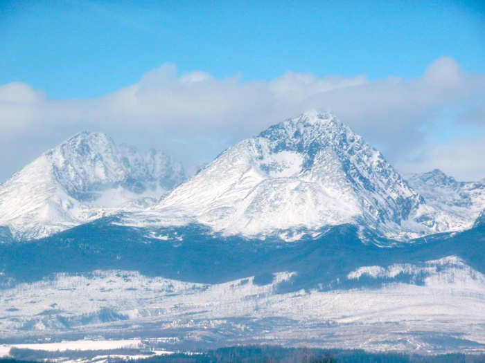 Vysok Tatry - Gerlachovsk tt 2655 m, vlevo Konist 2537 m