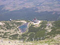 Pohled na Skalnat pleso z Lomnickho sedla 2190 m n. m.