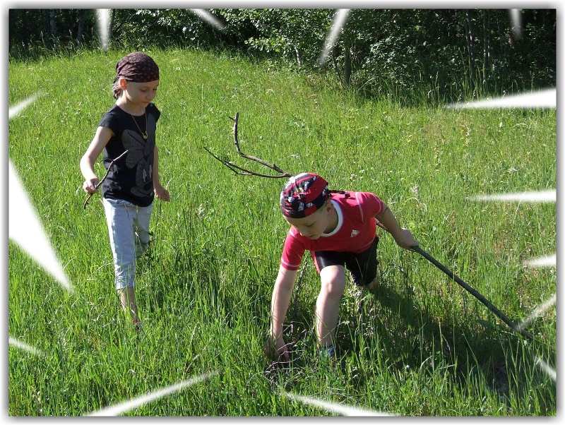 Simonka i Filpek se dlouho tili na vaen kotlkov polvky v prod. Dokali se. Na polvku kterou si sami uvaili pijela s maminkou na kole i Kaenka a s takou i Natlka. Vem chutnala tak, e byl o plvku mezi dtmi boj. 