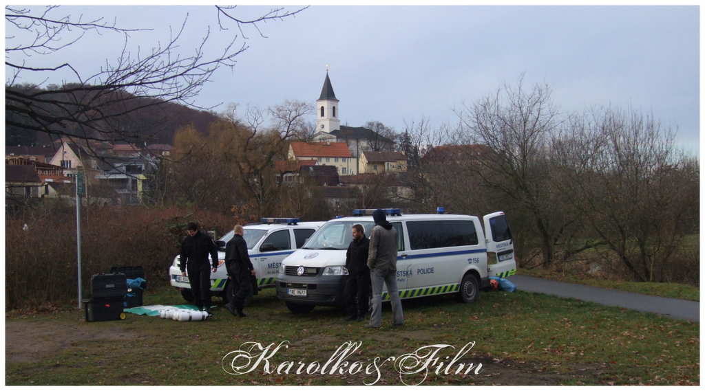 Liboc navtvila 2.12.2011 v 8.hod, policie, ab mui i pohebk.