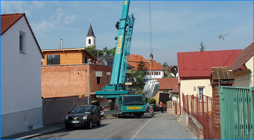 UFO v Liboci zatemnilo nebe ve stedu 20.6.2012. Vha 800 Kg, obsah 32 kubk. 