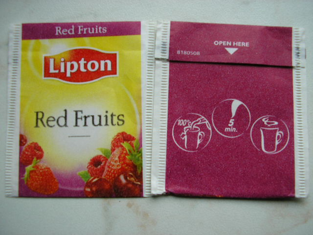 Papr-Red fruits-8180508