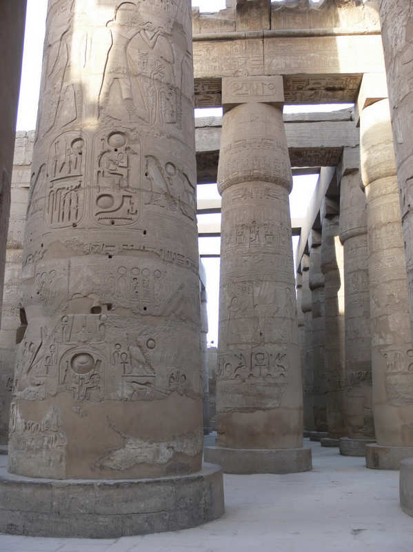 Karnak - Velk sloupov s