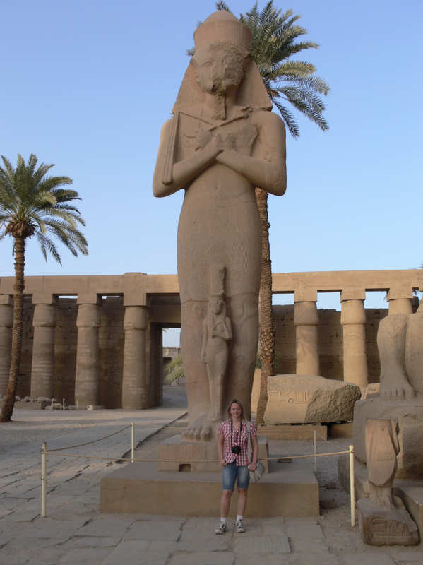 u sochy Ramsese v Karnaku