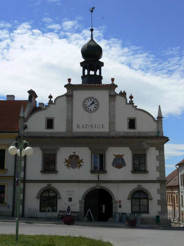 radnice v Novch Hradech