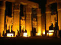 Luxor - sochy v nonm osvtlen