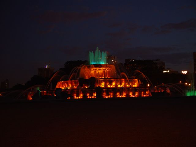  Buckinghem fountain