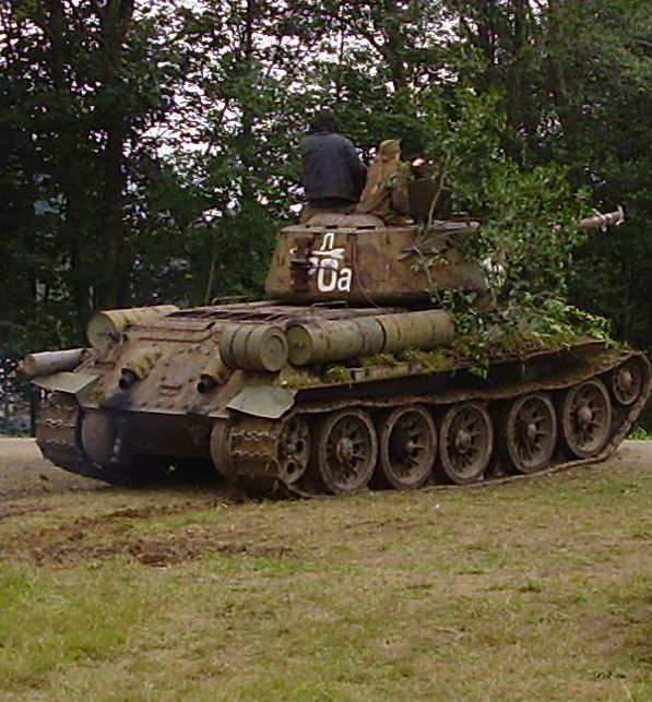 A jet jeden tank