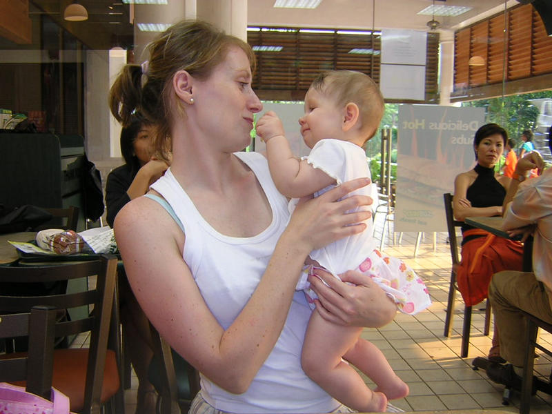 Feeding mum