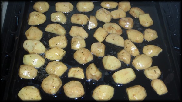 Peen brambory na tyminu