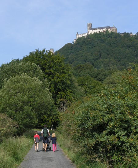 Cesta na Bezdz