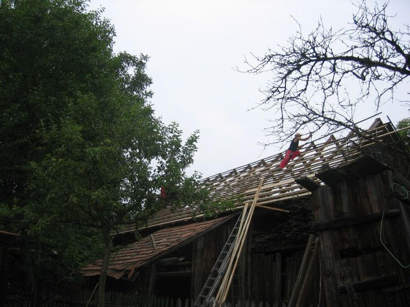 Oprava strechy na humne