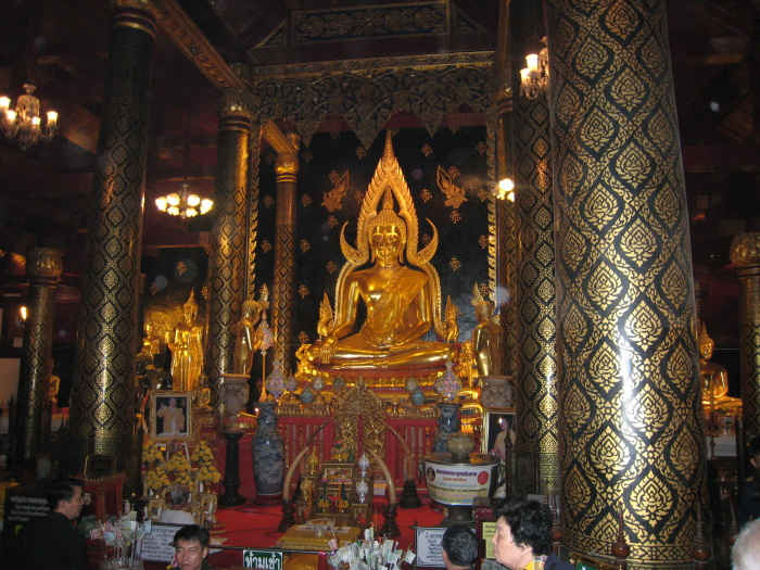 Buddha v Phitsanulogu