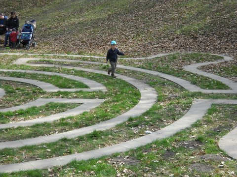 Labyrinty Loue V. - pskov labyrint