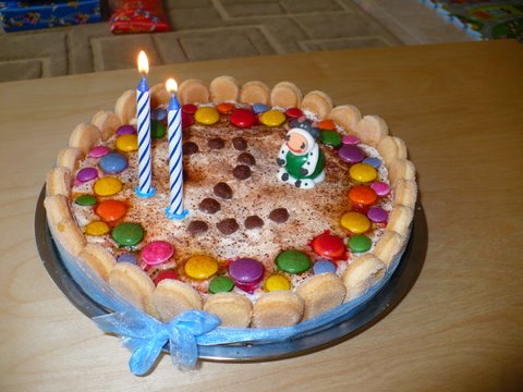 Tak to je mj narozeninov dortk od mmy (2 roky)