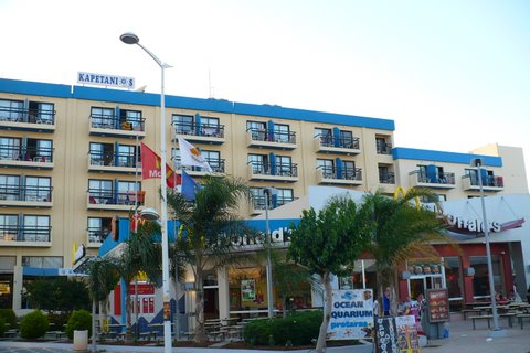 N hotel Kapetanios Bay