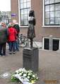 Prochzka Amsterdamem XX. - pamtnk Anny Frankov