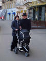 Tobi, mamka a ddeek na prochzce ve Varech