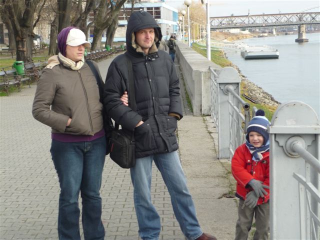 s mamou a tatkom pri Dunaji